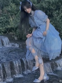 我亲爱的女孩，你别哭