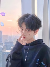 孙皓翔：暗恋我同桌的1095天