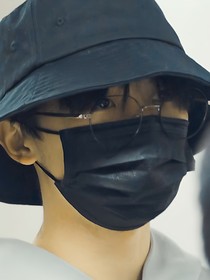 馬嘉祺：放任