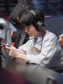 全明星：系统君别追我