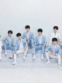 我是全班的團(tuán)寵（TF二三代加女主）