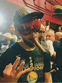 陪你到决赛之巅