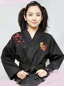 旋风少女之银百合复仇