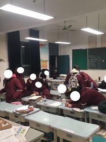 看看me班的神人
