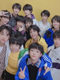 TF家族：女仆变团宠