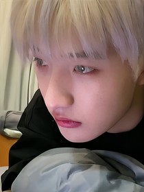 沈嘉翊：深海溺死愛