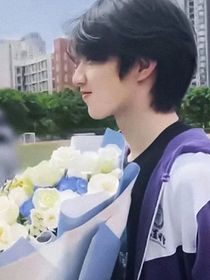 同桌是我的青梅竹马