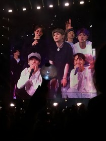 BTS：如果月亮在愛你