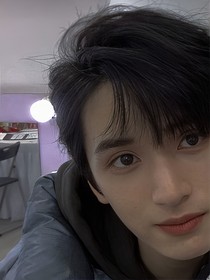 嚴(yán)浩翔：她目的單純