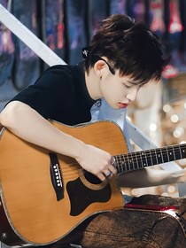 王琳凱：超級(jí)明星和我在一起了-d035