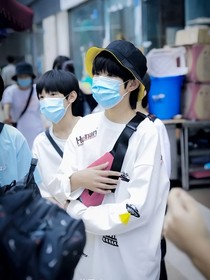 極禹：再等等我