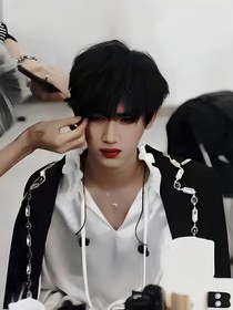 镜鑫
