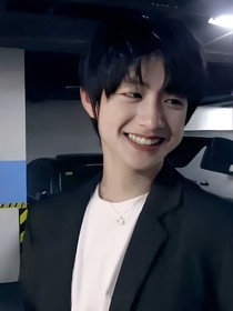 朱志鑫：这妹子有毒