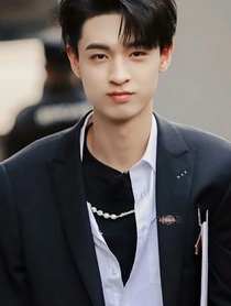 秦霄贤：落日