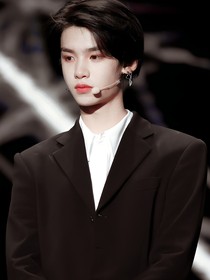 黃明昊：為你而瘋
