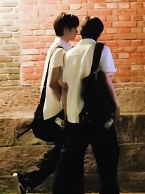 文轩：狼王和萨摩耶