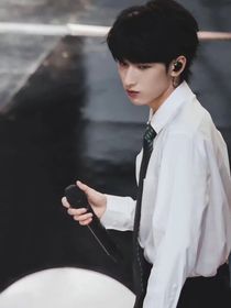 严浩翔：攀溺神明的爱