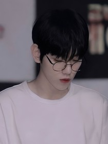 伯贤：焚情-d419