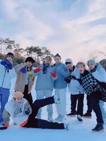 straykids：dreams