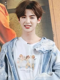 黃明昊：撩男手冊(cè)