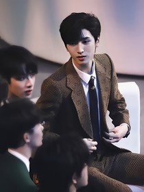 严浩翔：深陷