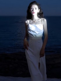 TNT：穿越女？滚