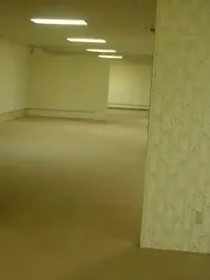 尖兵穿越后室