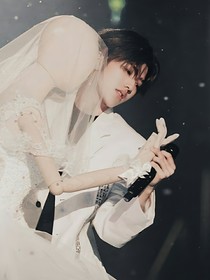 娛樂(lè)圈：追光的星星