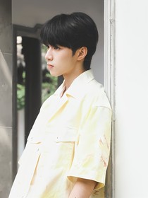 TNT：小明星她很可爱