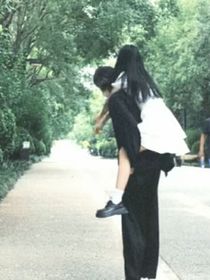 小少爷回头看看我吧……