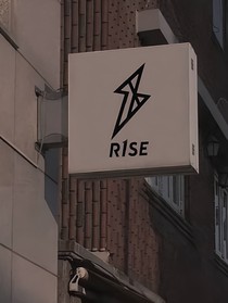 R1SE：不知名快樂小壺公寓