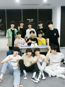 TF三代家族：一瞬间变成小团宠