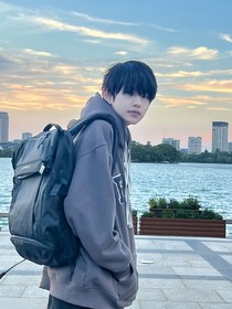 朱立博：出去玩捡了个老婆