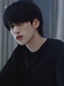嚴(yán)浩翔：夫人想想我