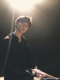 乖，听小叔的话
