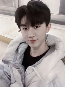马嘉祺，要有光