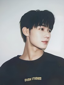 张真源：入目无他人