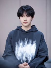 all鏟：男配變主角