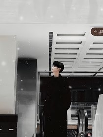 馬嘉祺：白云姣姣