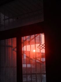 黑暗中最后一束光