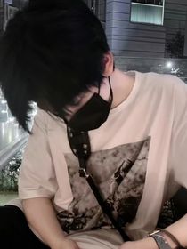 贺峻霖：大学老师我网恋对象