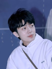 姜云升：神明坠落
