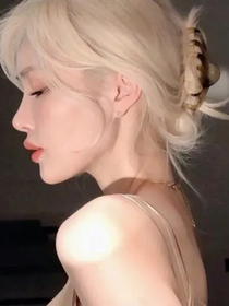 穿越之女配你做個人吧：韓小歲的宅宅穿越