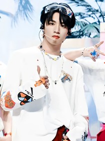 劉耀文：披星戴月地想你