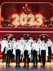 TF三代：什么？我成團寵了！