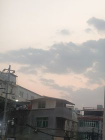 终究败给世界的残忍