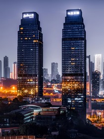 TNT：娇软在怀怎么办？