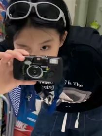 旧治中学王明灿