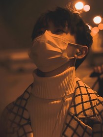 马嘉祺：想要抱抱