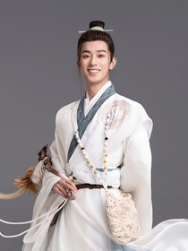 长月烬明：宜之是你